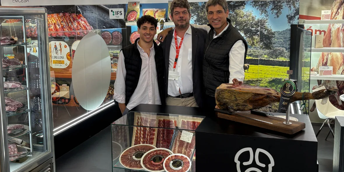 Equipo de Dehesa Las Cumbres en Anuga 2025, Hall 7.1 stand B042a